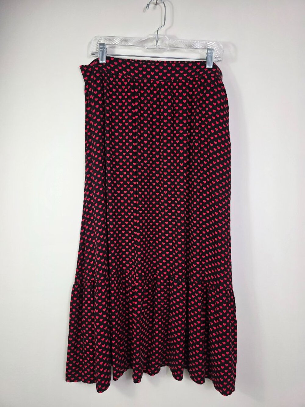 Skies Are Blue Heart Print Midi Skirt Womens Black Red Ruffled Tiered Hem Size L